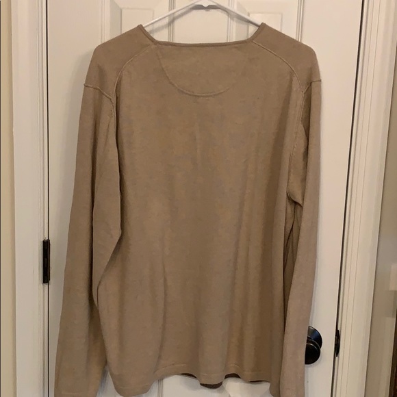 Tommy Bahama v-neck sweater - Picture 6 of 6